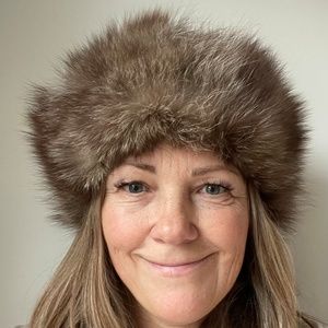 Vintage 80s fur winter hat